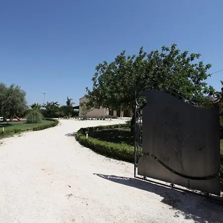 ベッド・アンド・ブレックファスト Antica Aia 4*